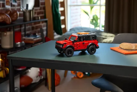 42213 Ford Bronco® SUV - Image 3