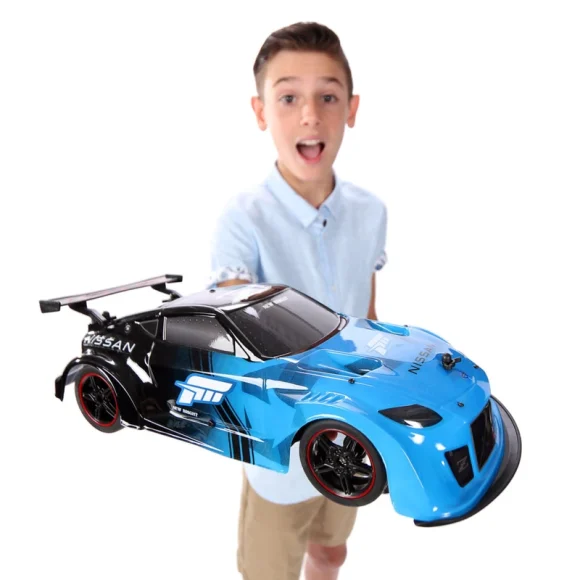 New Bright Forza Motorsport Nissan Z R/C - Image 4
