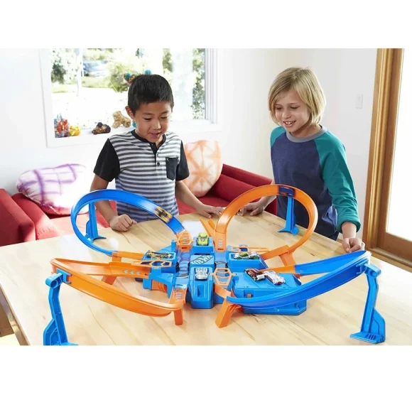 Hot Wheels Track Set With 1:64 Scale Toy Car, Criss-Cross Crash Track With Motorized Booster DTN42 - Image 3