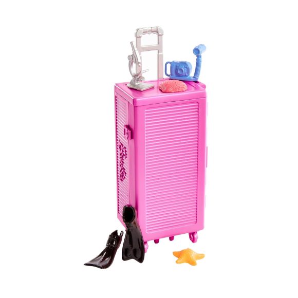 Barbie® Marine Biologist Doll and Playset (Light Skin Tone) - Image 5