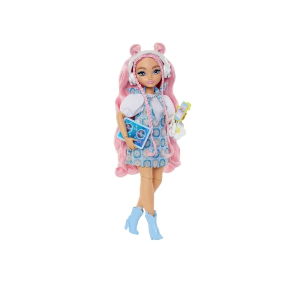 Barbie Dream Besties Daisy Jean Fashion Doll With 9 DJ & Music Themed Accessories - Image 5