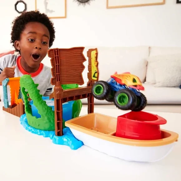 Hot Wheels Monster Trucks Color Shifters Play Set Track for Water Color Changing Toy Cars HGV14 - Image 3